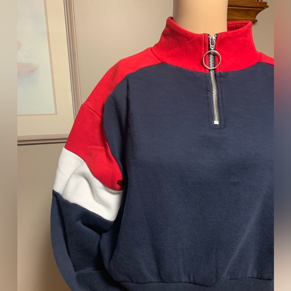 Divided sweatshirt